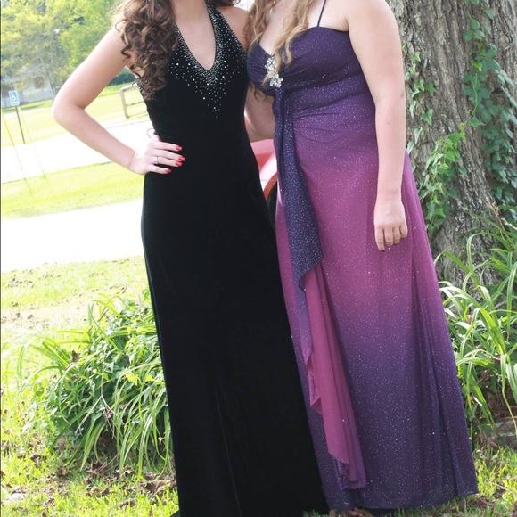 Dresses & Skirts - Purple sparkly dress Dresses & Skirts - Purple sparkly dress